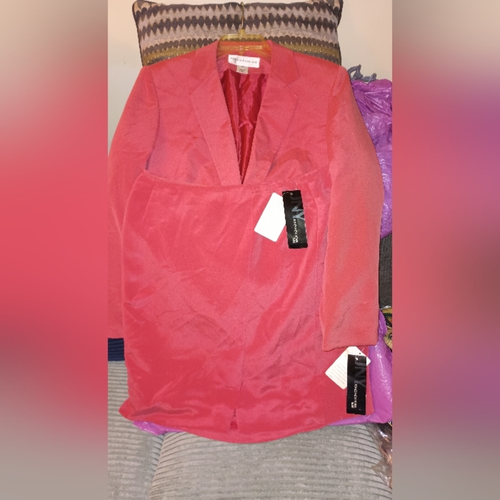 This is a jones of New York women's suit